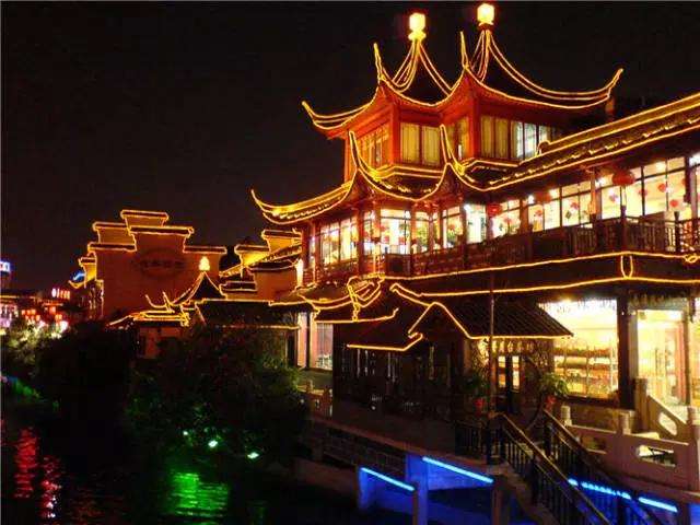 中国最著名的十大小吃街排名榜,中国十大有名的小吃街排名前十