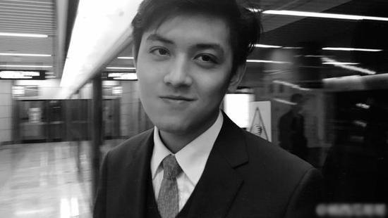 周传雄参加综艺节唱歌,周传雄爆火