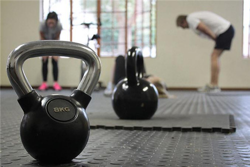 缓解眼睛疲劳的瑜伽方式,缓解肩膀疲劳的瑜伽动作