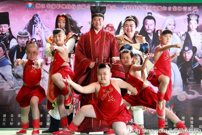 倾世皇妃霍建华扮相,为什么倾世皇妃霍建华是特别出演