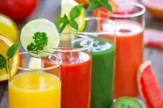 鲜榨果汁公认好喝排名,鲜榨果汁怎么榨得好喝一些