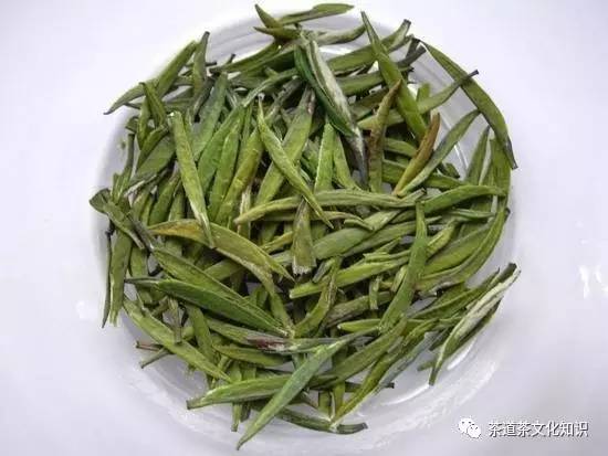 峨眉竹叶青与峨眉银针,峨眉雪芽和竹叶青品鉴