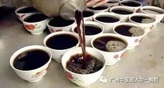 小孩经常喝凉茶对身体的危害,儿童喝凉茶对身体有什么危害呢