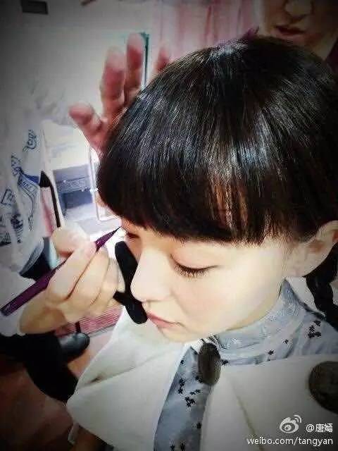 唐嫣早期的写真是真的假的,唐嫣用了什么化妆品