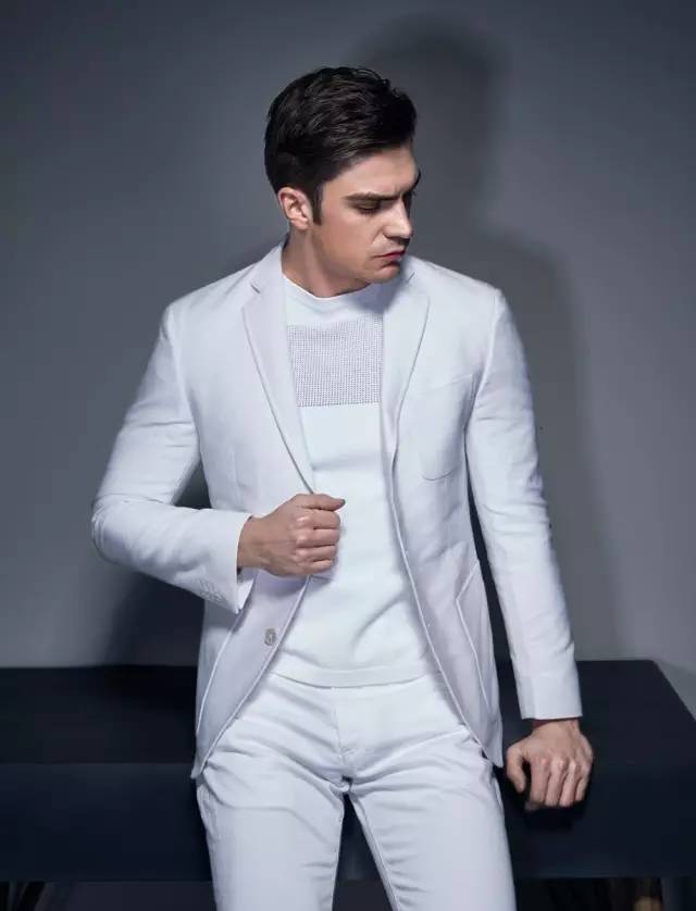 男士如何挑选一件合适的牛仔裤,男士牛仔裤如何挑选