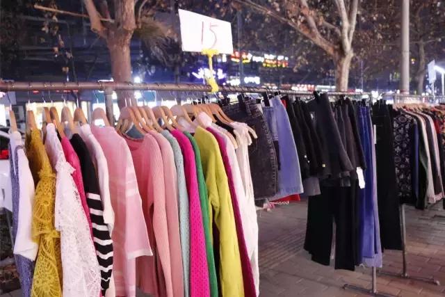 每一个与鱼化寨国际有染的人，都曾对这个小香港有难以言表的热忱