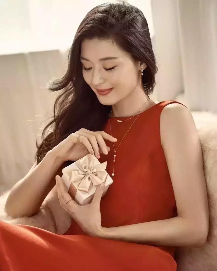 刘雯全智贤走秀,刘雯全智贤