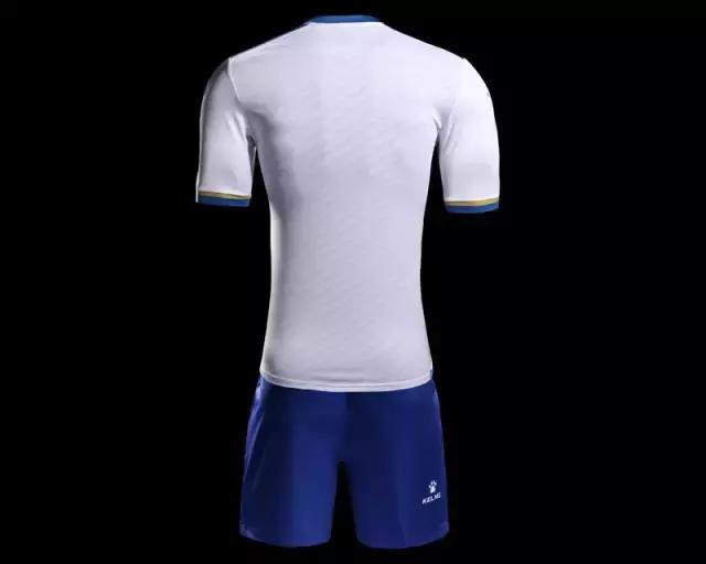 卡尔美球衣亚泰,卡尔美设计球衣