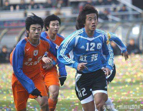 曲波为什么转业,曲波二十年足球生涯终不悔