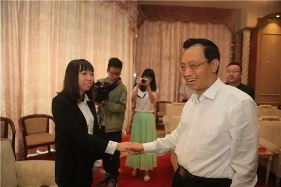 2016汕头电商评选人物展示——果然U品创始人：纪寅彤