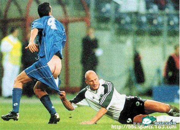 被中国视频玩坏的外国人,长着中国脸的外国足球运动员