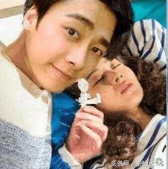 赵丽颖何炅李易峰关晓彤,2019年李易峰吴昕的新闻