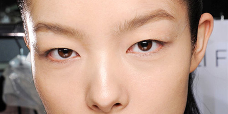 狐狸眼单眼皮怎么贴双眼皮画眼妆,单眼皮女生日常眼妆