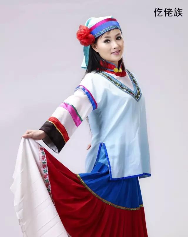 56个民族服饰的视频,56个民族男士服饰