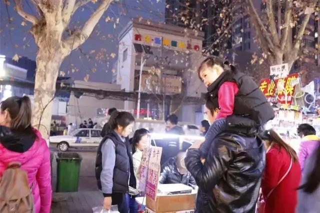 每一个与鱼化寨国际有染的人，都曾对这个小香港有难以言表的热忱