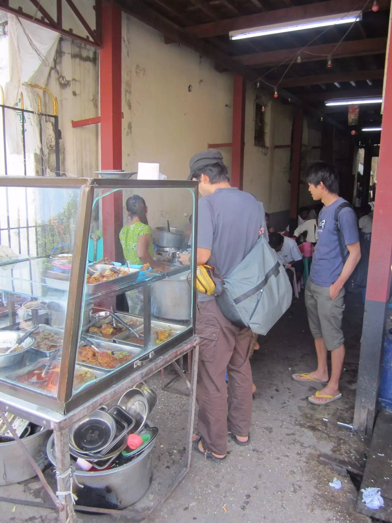 “天堂”仰光，我和两个日本男孩之间的“小秘密”