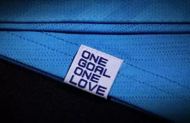 卡尔美球衣亚泰,卡尔美设计球衣