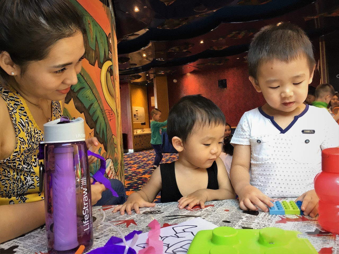 宝宝旅游注意事项有哪些呢 (旅行中如何保障孩子的安全和健康)