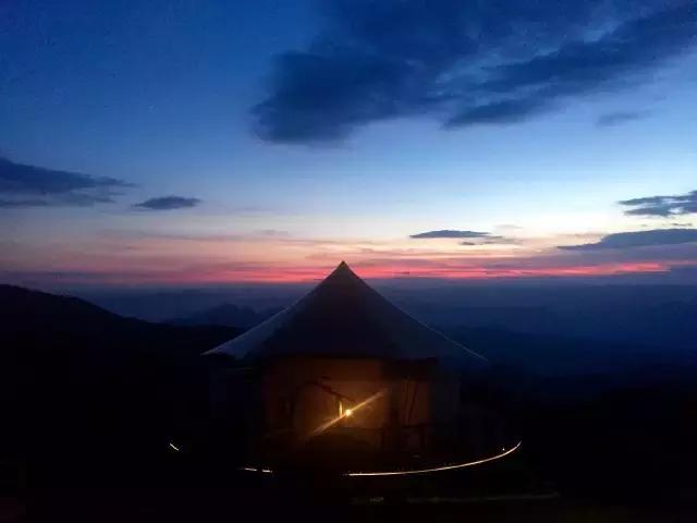 鑹绌轰腑瑙傛櫙,鑹澶╃┖涔嬪瀹㈡爤