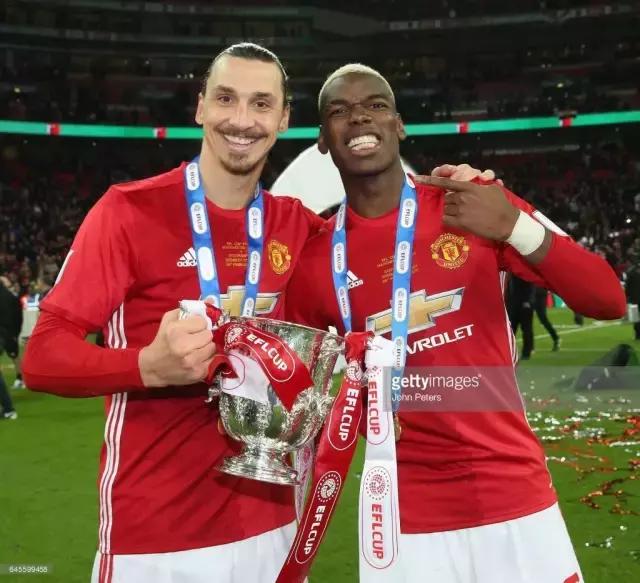 红魔球衣曼联,红魔曼联夺冠