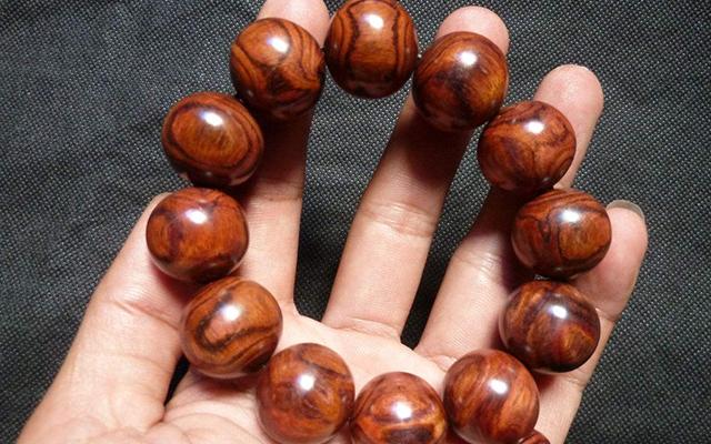 花梨木佩戴讲究,花梨木手链佩戴