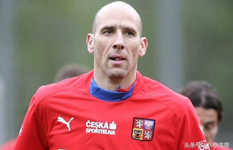 足坛十大神锋伊布,足坛十大前锋伊布