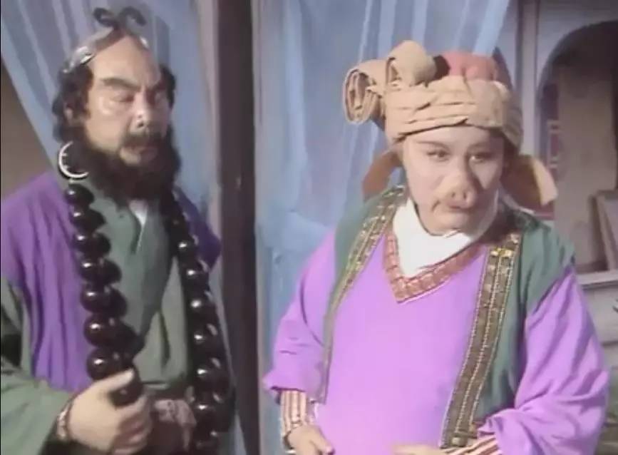 她曾是王的女人，被*兽禽**囚禁洞中整三年，逃回家丈夫却不再碰她！