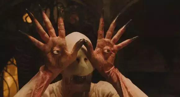 推荐十五部经典的怪兽电影,超好看的30部经典怪兽电影