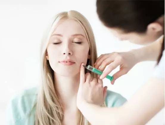 药店买的注射液怎么鉴定真假,注射产品鉴定真伪