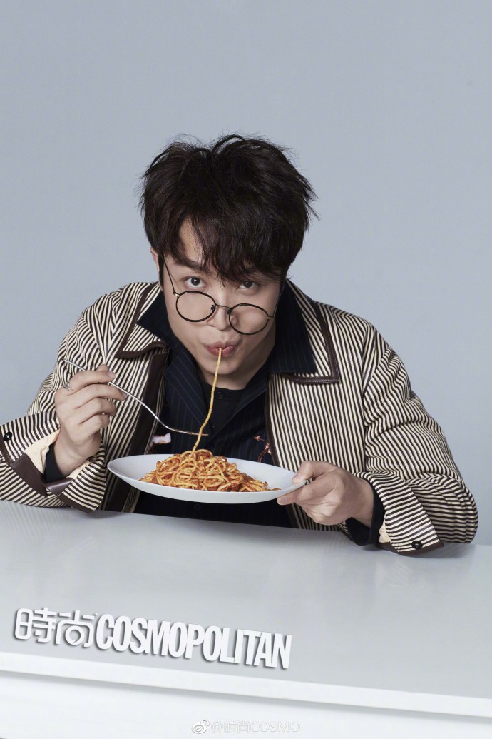 张海宇扮女装视频,张海宇再扮青岛大姨