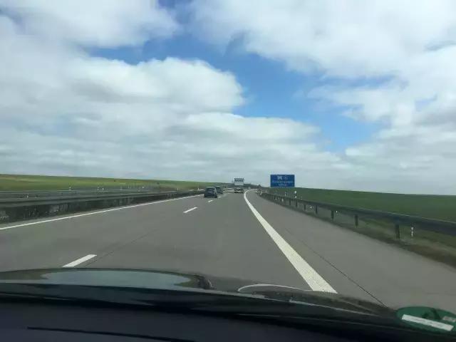 帕劳和冰岛,帕劳冰岛