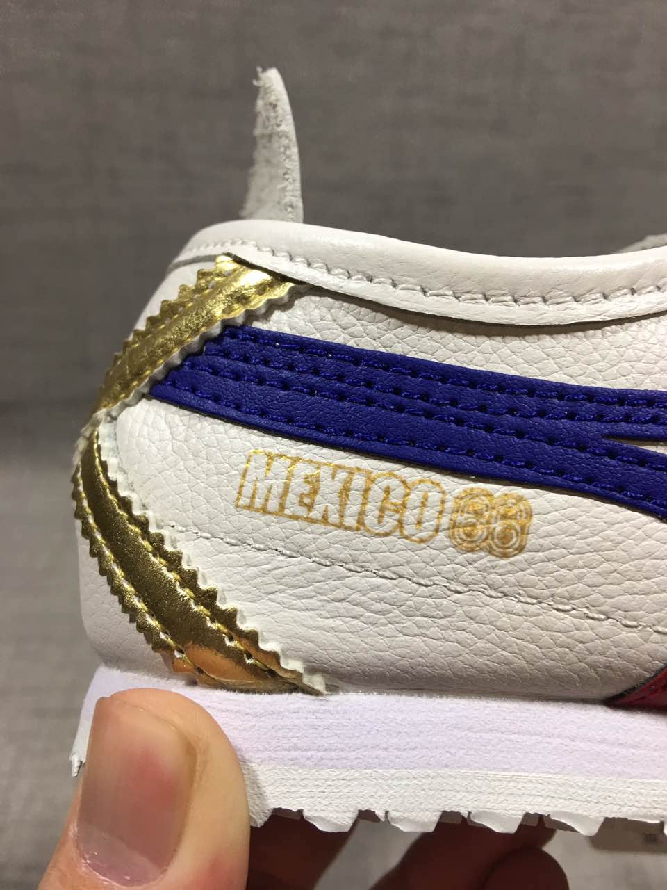 鬼冢虎运动款黑色红标,鬼冢虎耐克