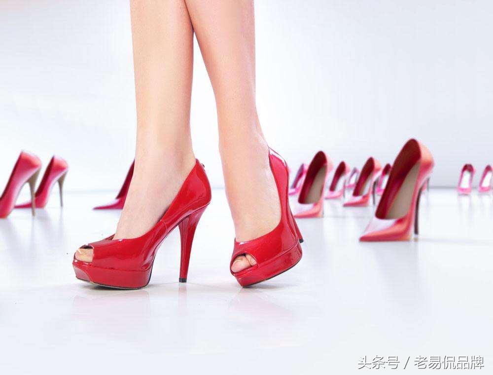 中国女鞋巨头崛起,女鞋巨头倒闭原因有哪些