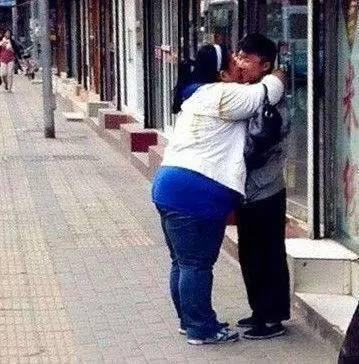 女生着火了怎么办,着火为啥不能用嘴吹