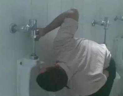 女生着火了怎么办,着火为啥不能用嘴吹