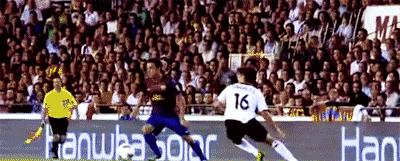 顶级后卫足球名场面,盘点足球教练让人惊艳的停球