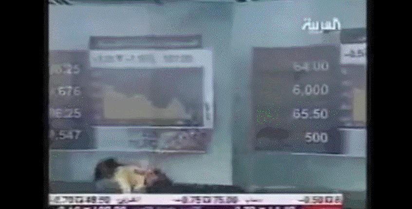 新闻直播间被车撞,新闻直播间被骂