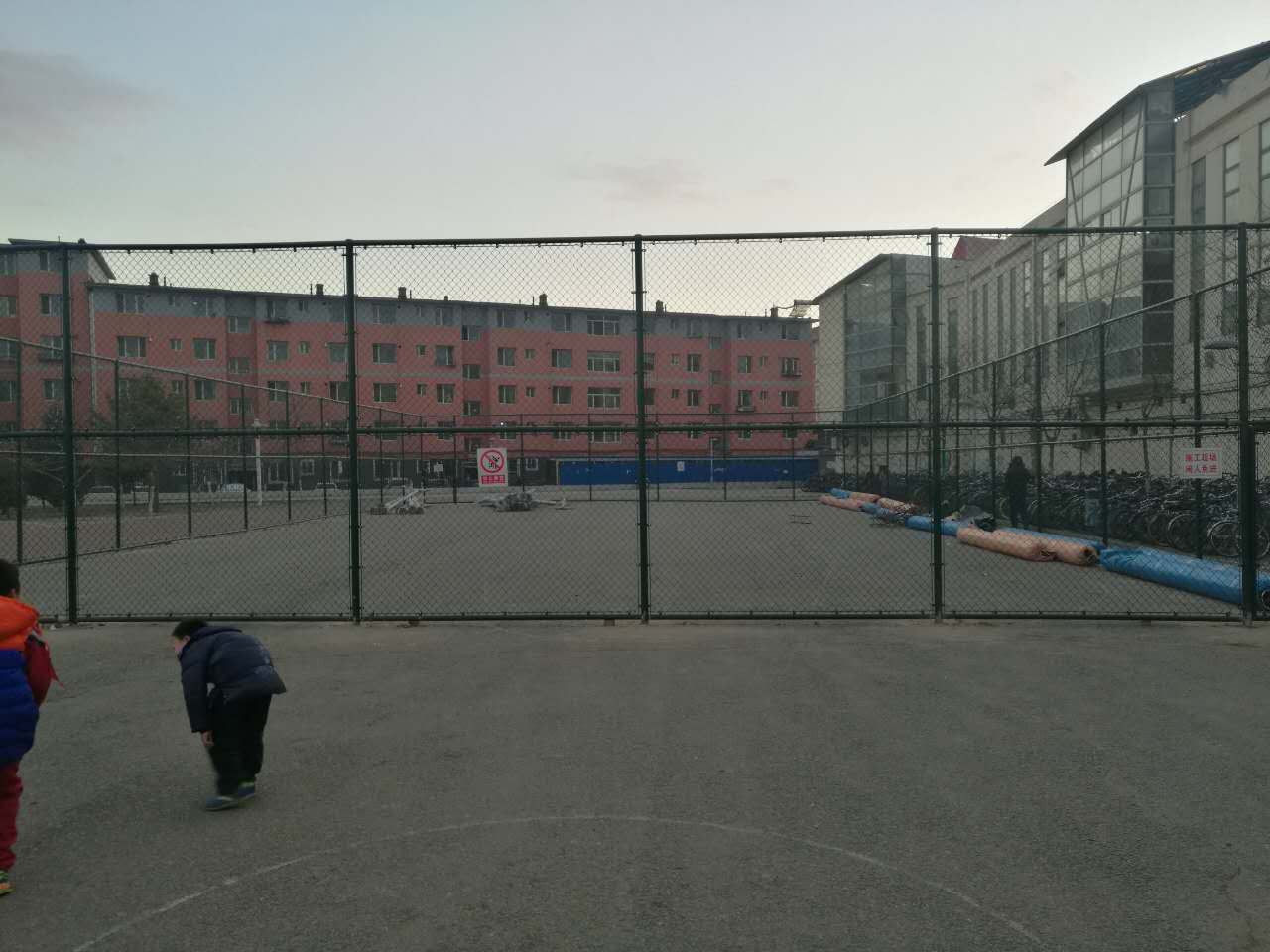 呼和浩特市回民区体育训练馆,回民学校足球