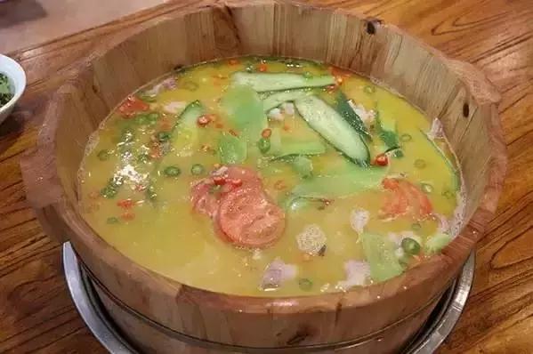 草帽鱼蒸汽石锅鱼家常做法,草帽鱼石锅鱼家庭做法