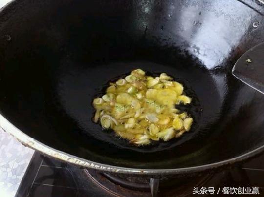 红烧金鲳鱼教学视频,红烧金鲳鱼汁