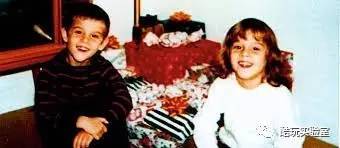 美国史上最惨无人道实验，双胞胎被迫性别重置，得知真相双双自杀