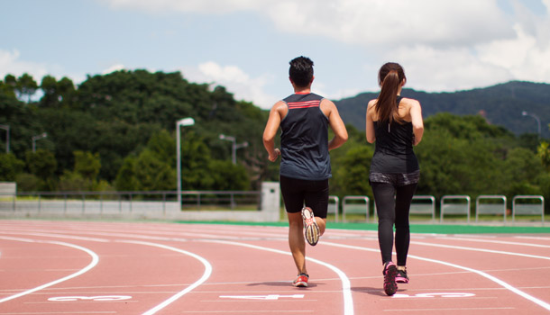 跑步时鞋带怎么系不容易开,鞋带怎样系跑步的时候不会掉
