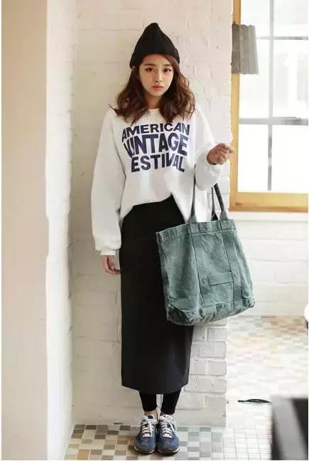 冬季连帽卫衣内搭怎么穿,冬天连帽卫衣怎么搭配出高级感