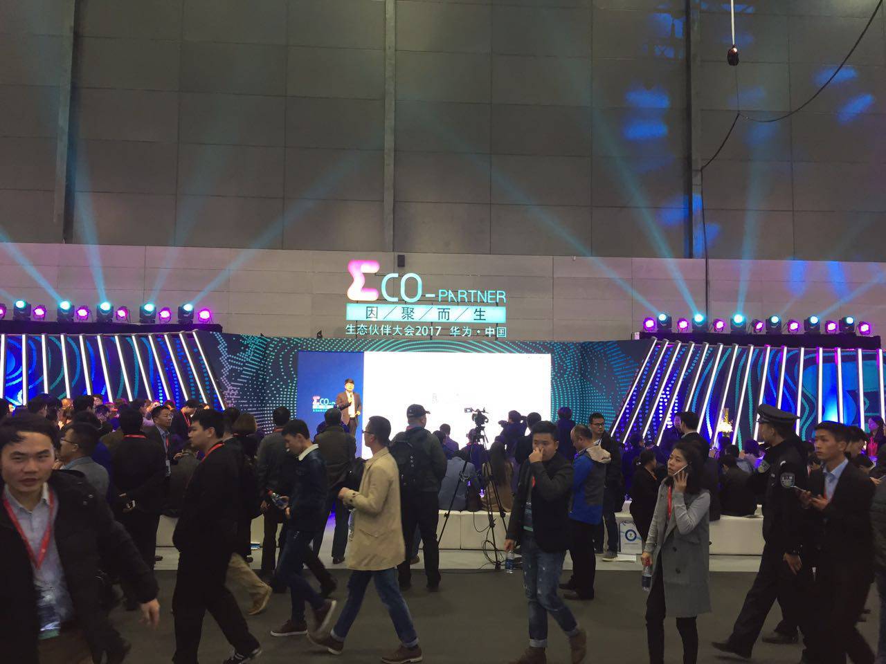 华为六大生态圈,华为不超过4000手机