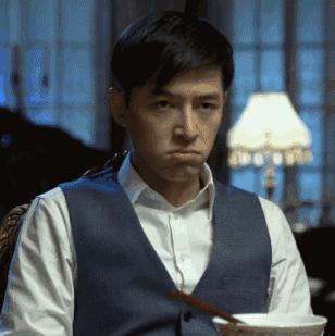 抖森表情包上线~老干部鹿晗，不呆萌张艺兴，脸部失控的胡歌，花痴赵丽颖……差点认不出管理不住自己表情的爱豆们！