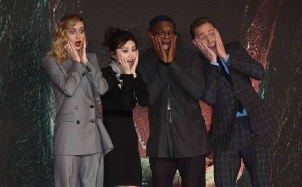 抖森表情包上线~老干部鹿晗，不呆萌张艺兴，脸部失控的胡歌，花痴赵丽颖……差点认不出管理不住自己表情的爱豆们！