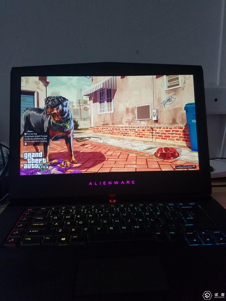 外星人笔记本屏幕边框有缝隙,外星人电脑边框缝隙