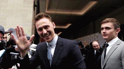 抖森表情包上线~老干部鹿晗，不呆萌张艺兴，脸部失控的胡歌，花痴赵丽颖……差点认不出管理不住自己表情的爱豆们！