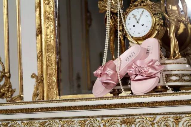 马卡龙色系的小白鞋好清新,马卡龙色系穿什么鞋都百搭