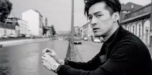 抖森表情包上线~老干部鹿晗，不呆萌张艺兴，脸部失控的胡歌，花痴赵丽颖……差点认不出管理不住自己表情的爱豆们！